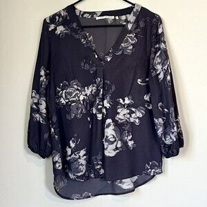 Violet & Claire Floral Chiffon Long Sleeve Blouse - Size: Medium